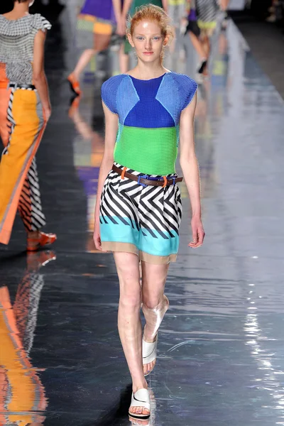 Look 34